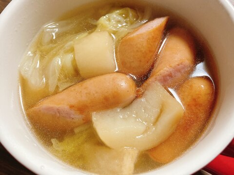 温かい白菜のスープ